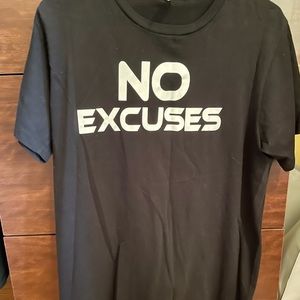 EUC 4/$20 casual tee